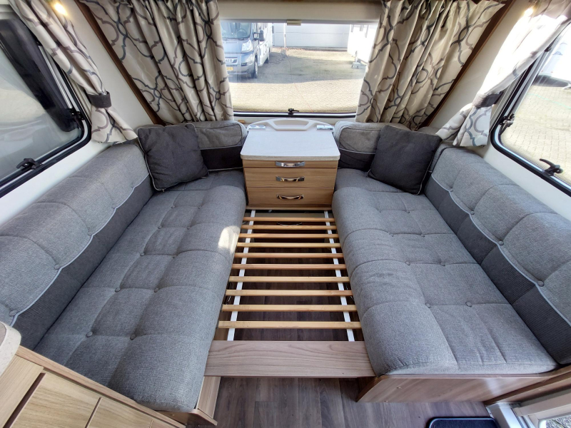 Sprite Alpine Sport 470 CF voortent-mover-GFK-etc  foto: 18