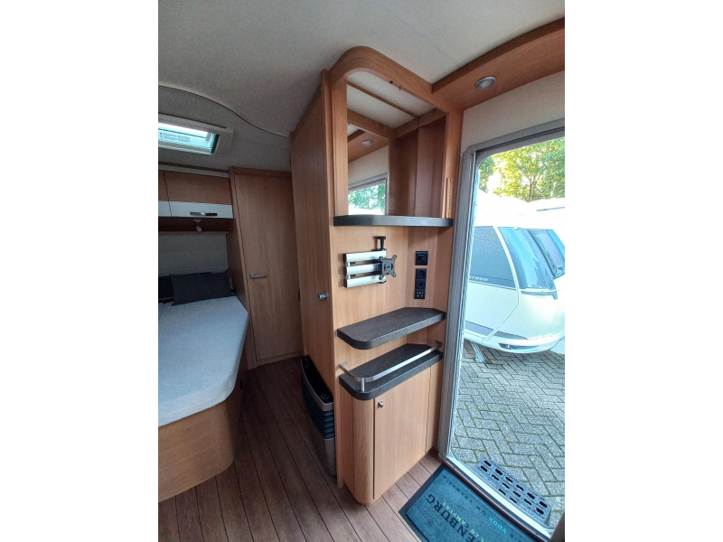Knaus Sudwind Silver Selection 450 FU mover-cassette-GFK-etc  foto: 9