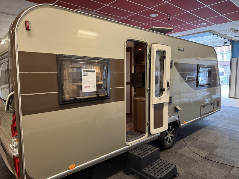 Bürstner Trecento 525 TL 2 BEDDEN RONDZIT TOPSTAAT 