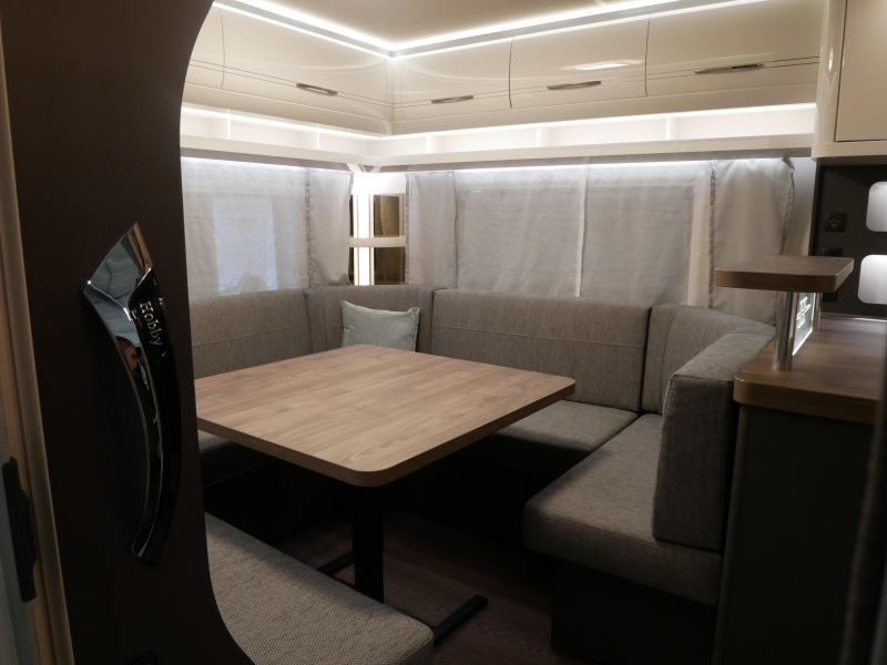 Hobby Excellent 560 CFE NU BIJ VAN EIJK CARAVANS! 