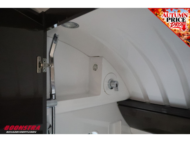 Hobby 560 CFE Premium Mover Luifel Frans bed Middenkeuken Rondzit LMV foto: 21