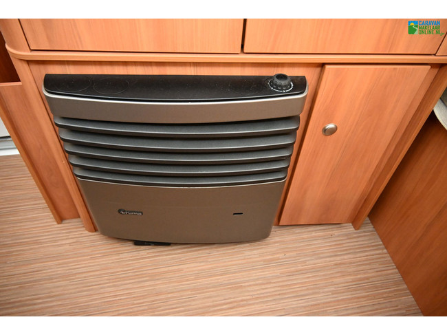 Eriba Touring Triton 418GT foto: 20