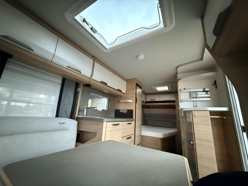 Knaus Sudwind Black Selection 500 FU 