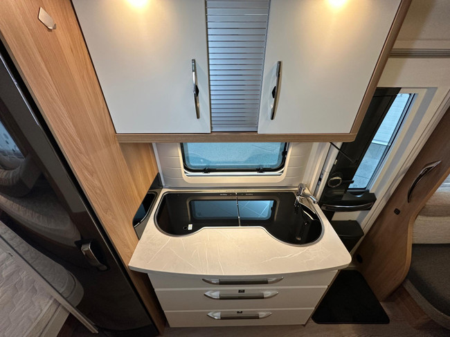 Hobby De Luxe 495 UL IC Silverline foto: 20