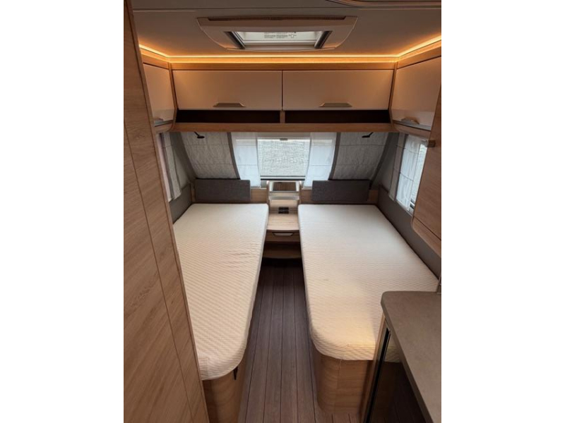Knaus Sudwind 60 Years 460 EU Incl. Mover en Luifel  foto: 17