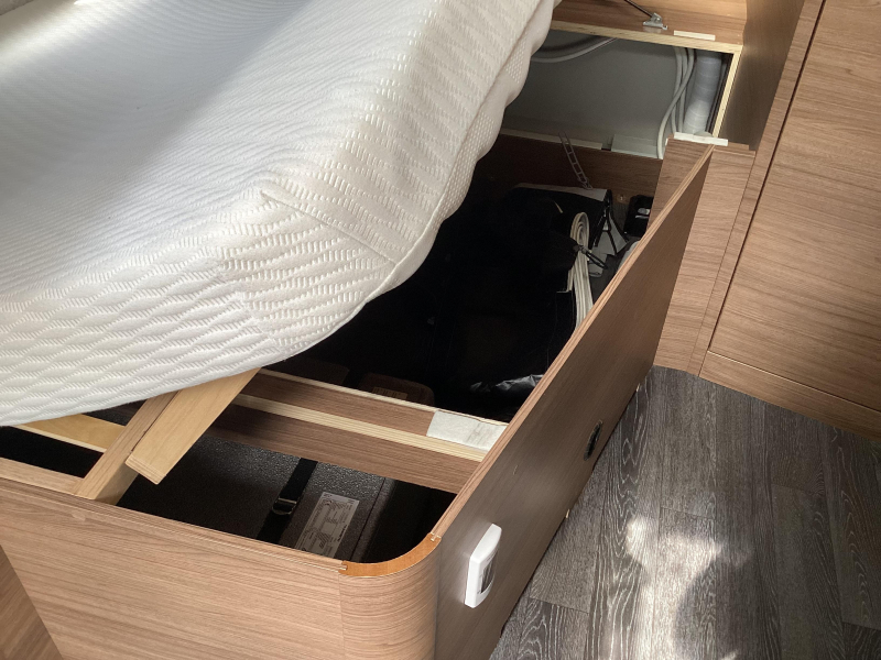 Knaus Sport E-Power Selection 450 FU mover/airco/omnistor  foto: 7