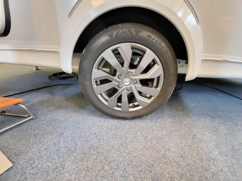 Knaus Sport 420 QD super compleet  foto: 2