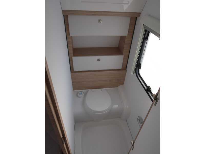 Fendt Bianco Selection 465 SFB FRANS BED EN RONDZIT  foto: 15