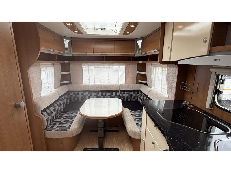 LMC Musica 470 D frans bed rondzit toilet  foto: 1