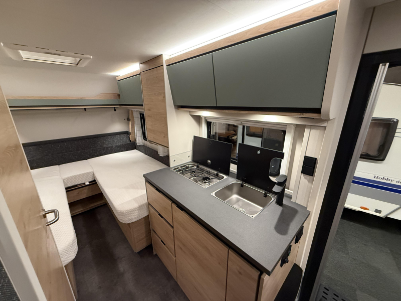 Dethleffs Camper 460 EL 2 BEDDEN ZIT EX VERHUUR  foto: 12