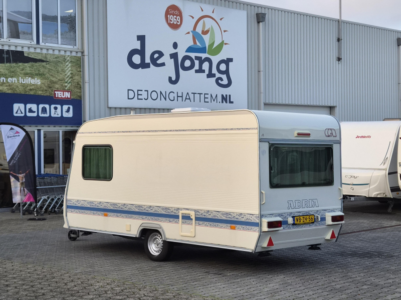 Adria Unica A 430 DD - Voortent - 