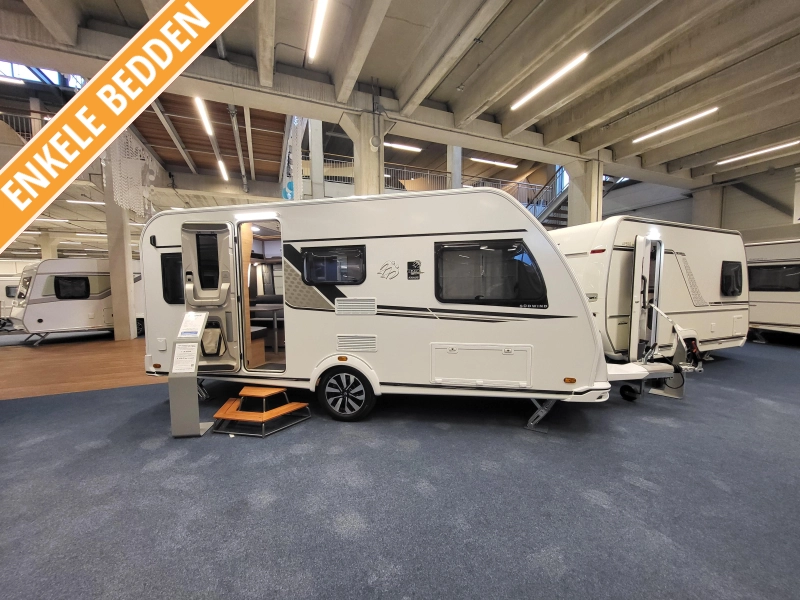 Knaus Sudwind Black Selection 460 EU uit voorraad leverbaar  foto: 0