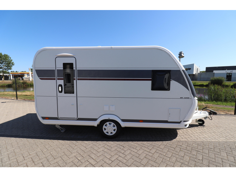 Hobby De Luxe 400 SFE MODEL 2027 - 815 