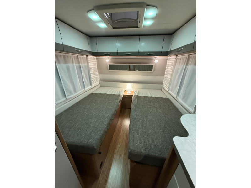 TEC Weltbummler Energy 473 TE 2 BEDDEN MOVER LUIFEL-TOP  foto: 16