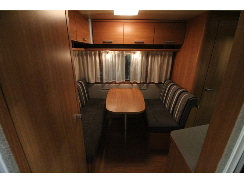 Knaus Sport Special 420 QD Voortent, Fietsenrek, LMV  foto: 5