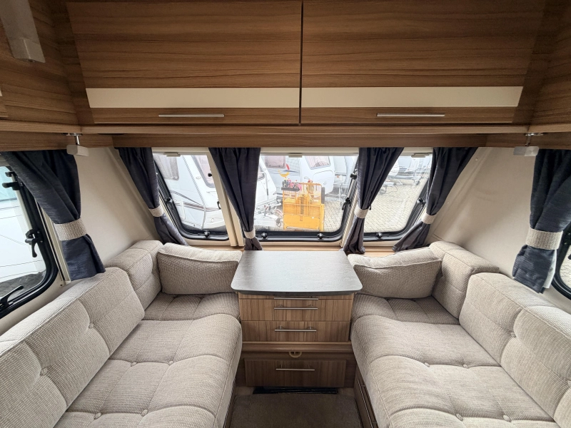 Elddis Crusader Solano 462 Mover voortent. Enkel bed  foto: 7