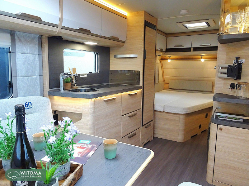 Knaus Sudwind 60 Years 500 FU SALE- Grote koelkast 