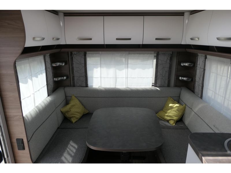 Knaus Sport Silver Selection 450 FU inclusief voortent  foto: 11
