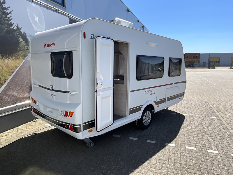 Dethleffs C'Joy Active 420 QSH COMPACT-XL KOELKAST  foto: 2