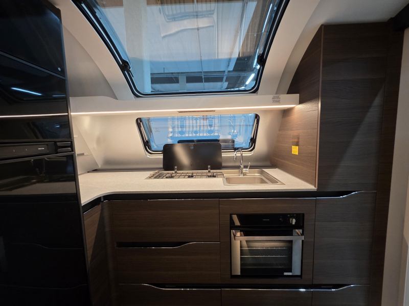 Adria Alpina 663 HT  foto: 11
