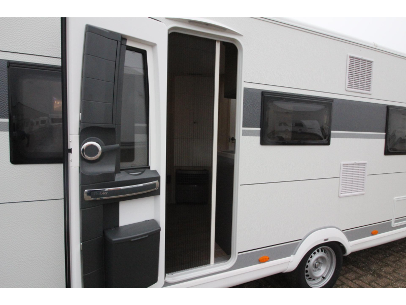Hobby De Luxe 495 UL Enkele bedden & rondzit!  foto: 20