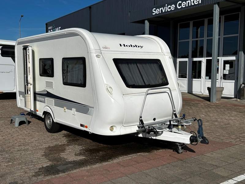 Hobby De Luxe 440 SF incl. Mover, nw matrassen 