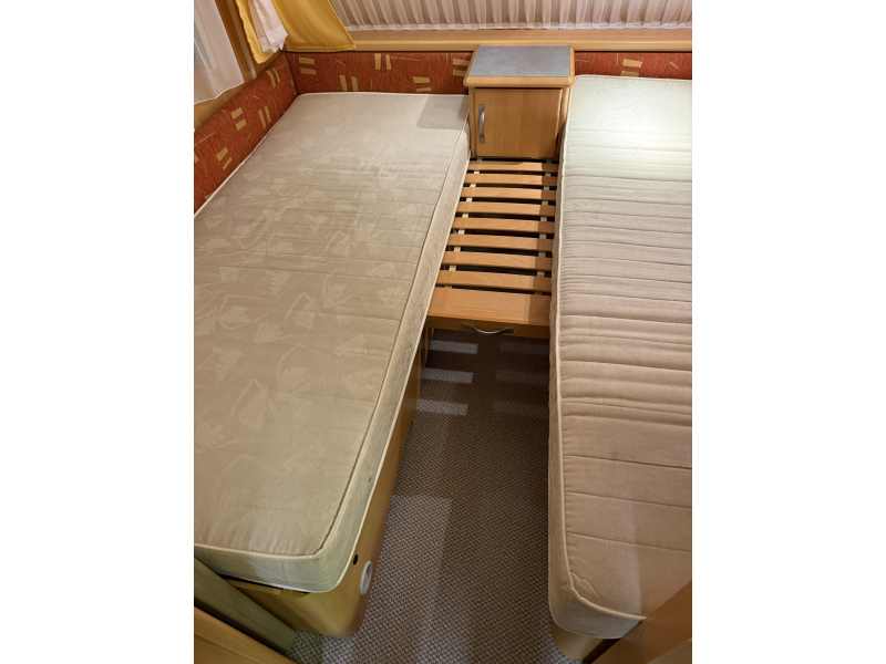 TEC Travel King 470 TE 2 BEDDEN ZITJE MOVER TENT  foto: 18