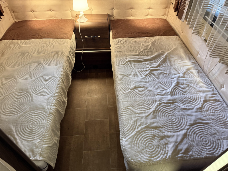 Bürstner Trecento 525 TL 2 BEDDEN RONDZIT TOPSTAAT 