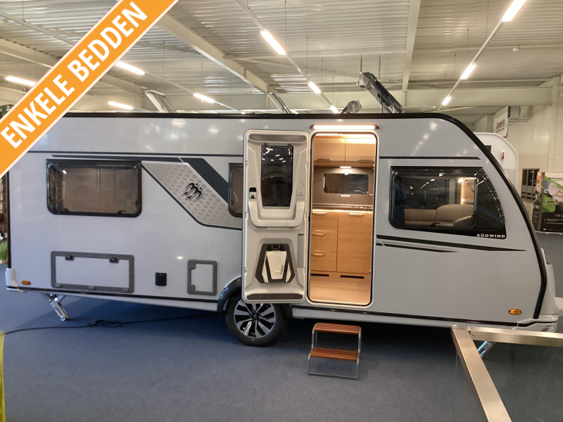 Knaus Sudwind Black Selection 540 UE modeljaar 2026  hoofdfoto: 1