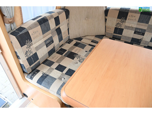 Hobby De Luxe 460UFe foto: 5