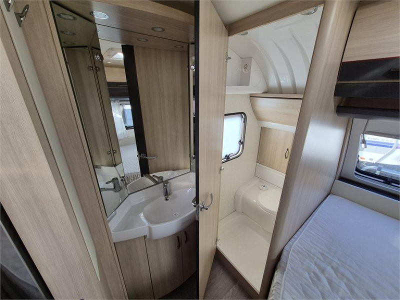 Hobby De Luxe Edition 460 UFE  foto: 9