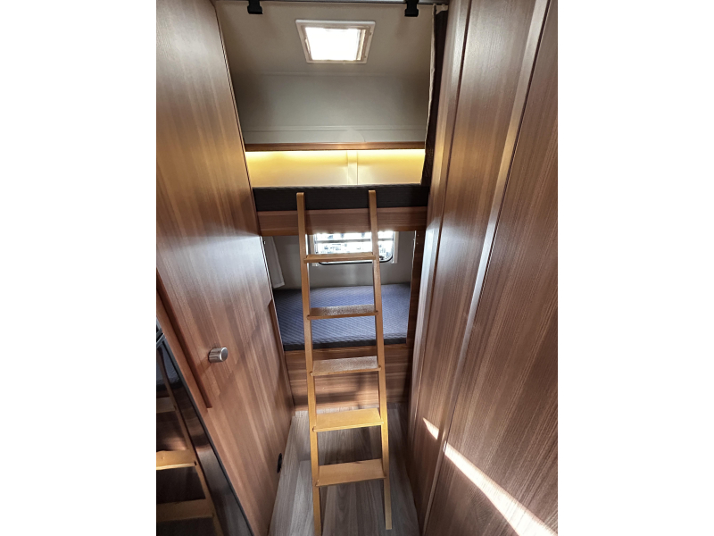 Weinsberg CaraHome 600 DKG Stapelbed/alkoof/6-zitpls  foto: 9