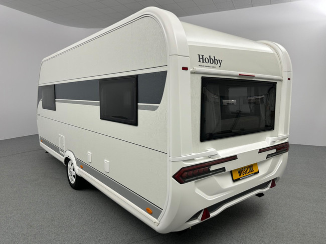 Hobby De Luxe 495 UL foto: 2