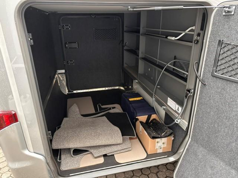 Hymer B-MC T 680 LITHIUM-SOLAR-OMVORMER  foto: 6