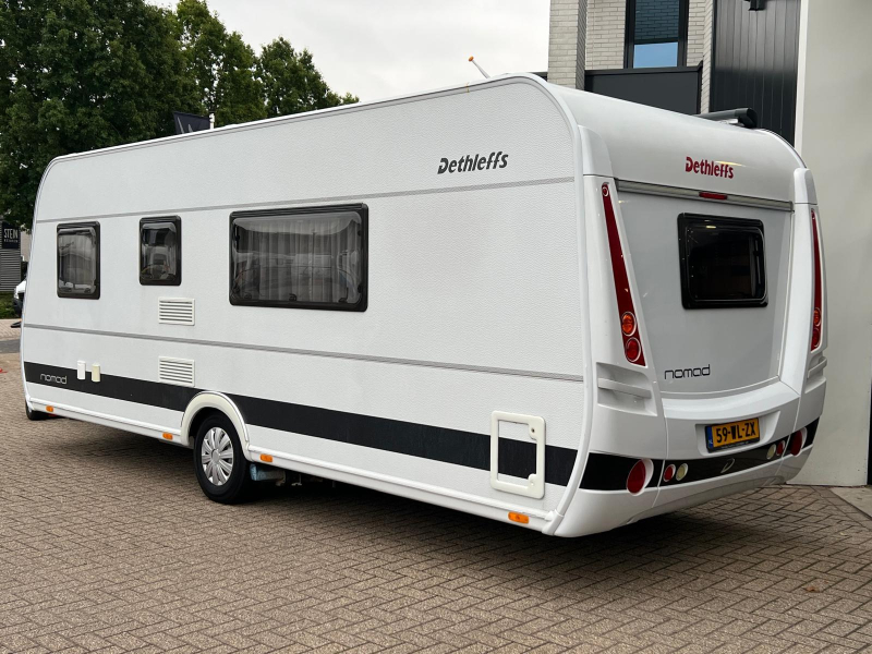 Dethleffs Nomad 520 RET Lengtebedden,Mover, Airco  foto: 7