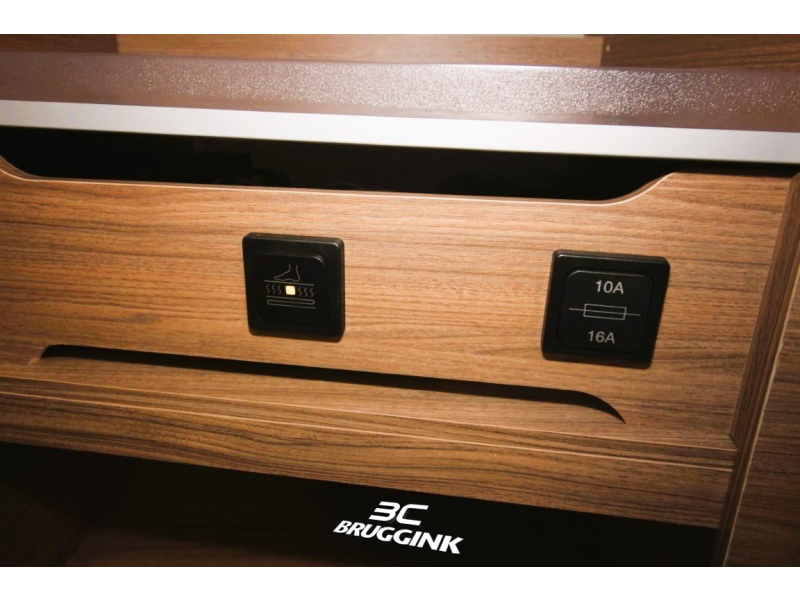 Knaus Sport E-Power Selection 500 EU ENKEL BED VLOERVERWARMIN  foto: 9