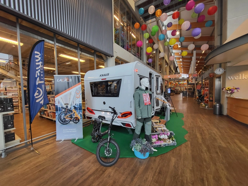 Knaus Sudwind 60 Years 450 FU super compleet af fabriek  foto: 4