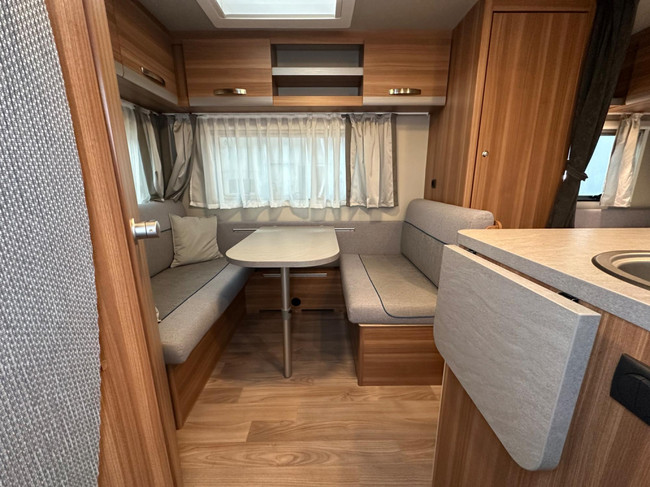 Weinsberg 390 QD CaraOne EDITION (HOT)