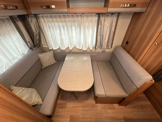 Weinsberg 390 QD CaraOne EDITION (HOT) foto: 4