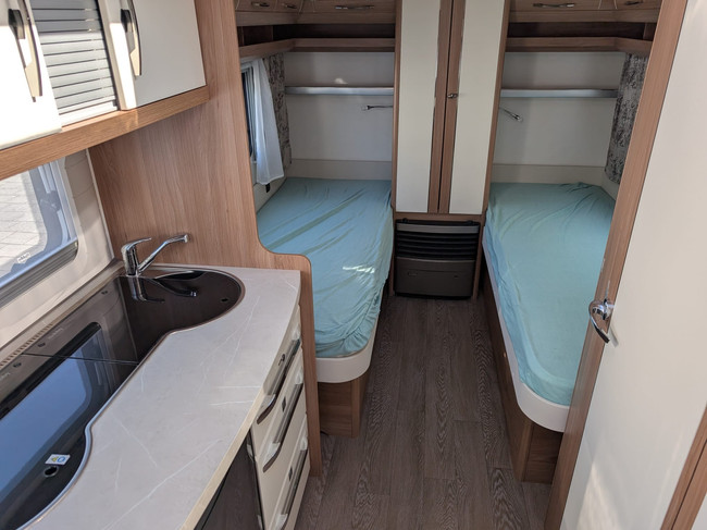 Hobby De Luxe 460 LU foto: 9
