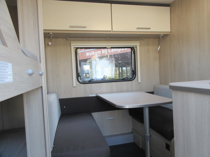 Caravelair Alba Family 426 MET DOREMA VOORTENT  foto: 9