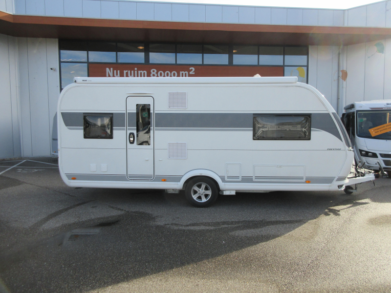 Hobby Prestige 560 UL RONDZIT HOGE KOELKAST  foto: 1