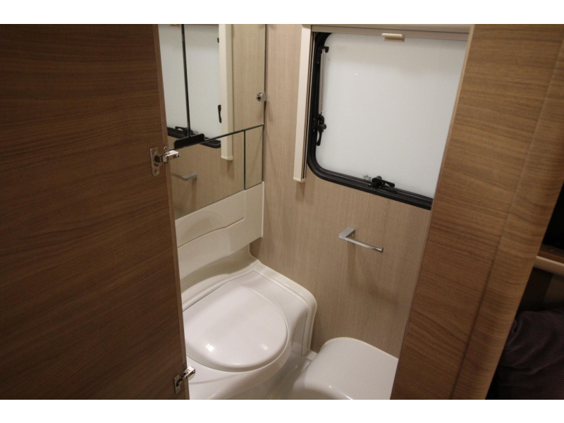 Adria Adora 472 LU Thule1200,Mover,Fietsenre  foto: 22