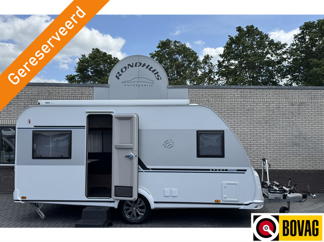 Knaus Sport 450 FU E-Power selection met fransbed **Airco/Cassetteluifel/Fietsendrager/1e eigenaar/Nieuwstaat caravan**