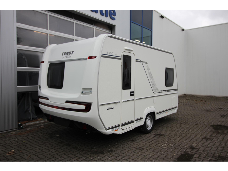 Fendt Bianco Activ 390 FHS Frans bed & hoge koelkast 