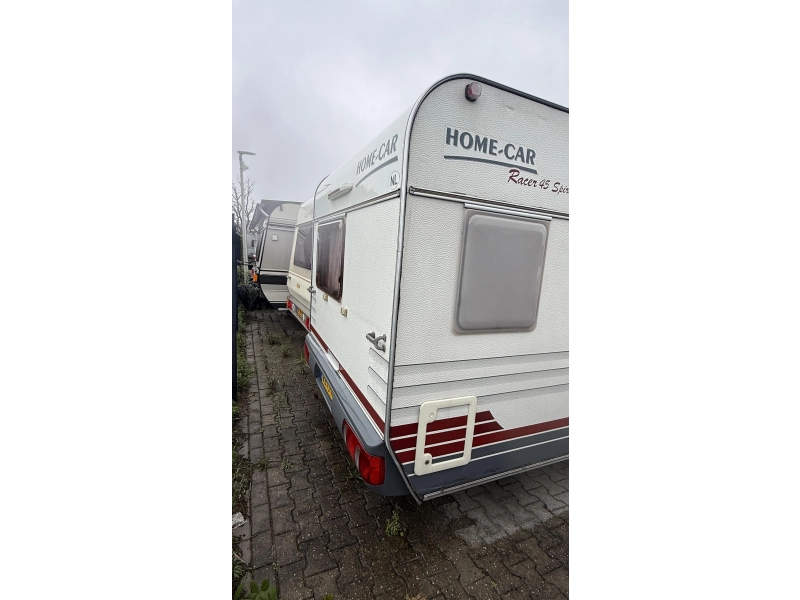 Home-Car Racer Spirit 45 FHU frans bed rondzit toilet  foto: 14