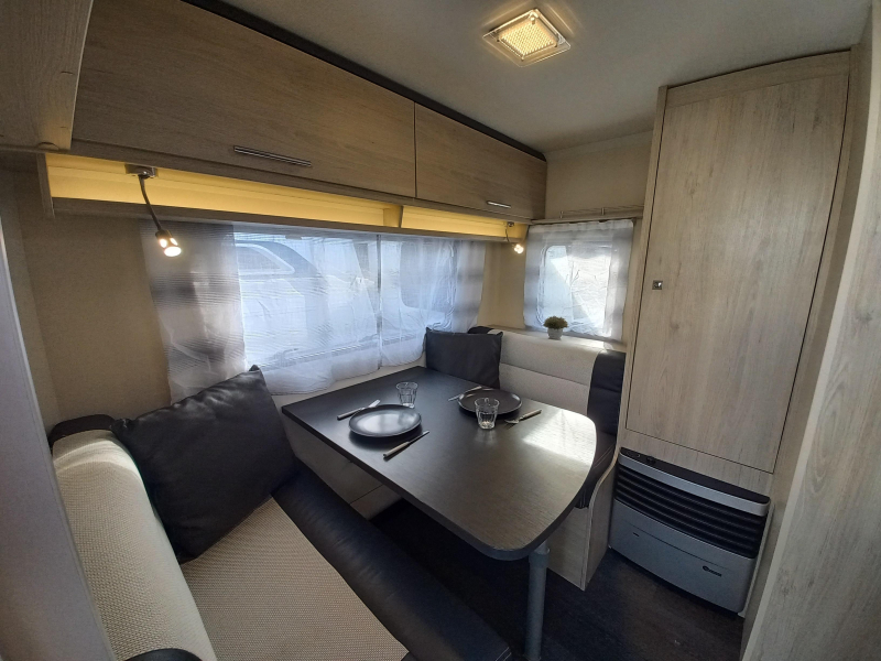 Caravelair Antares Style 450 mover-voortent-luifel  foto: 5