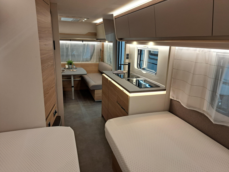 Dethleffs Nomad 510 LE Lengte bedden  foto: 14