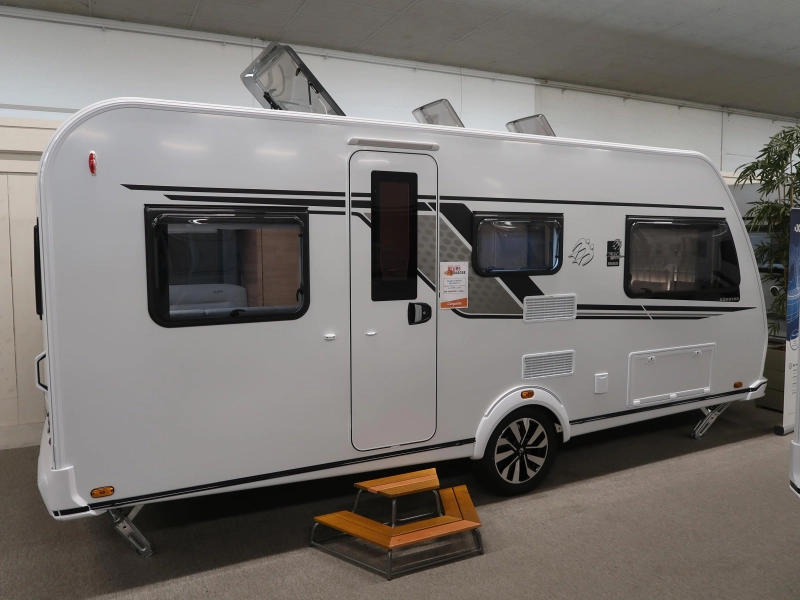 Knaus Sudwind Black Selection 500 EU !! BED VAN 217CM LANG !!!  foto: 1