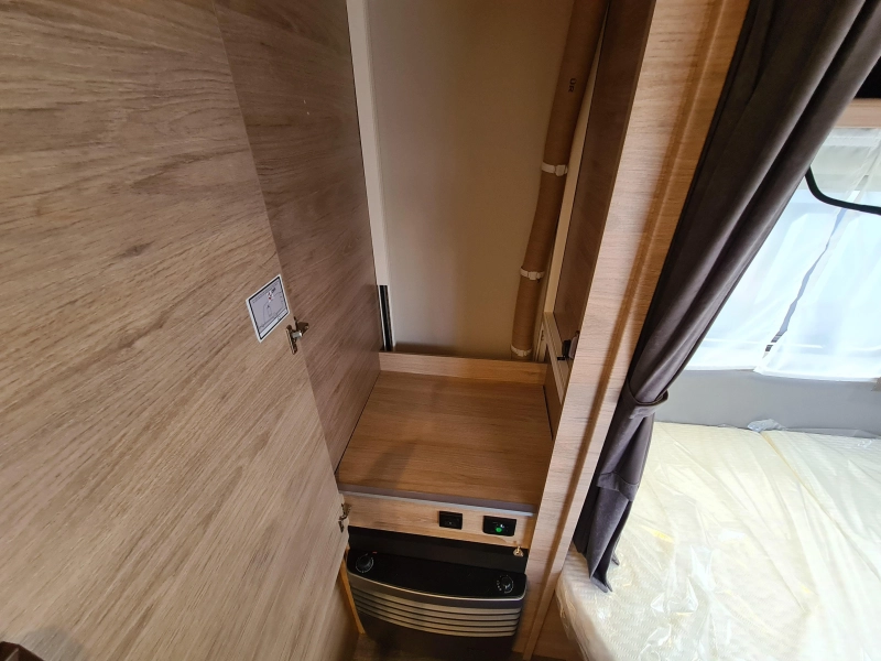 Weinsberg CaraOne Edition HOT 390 QD 2027  foto: 15